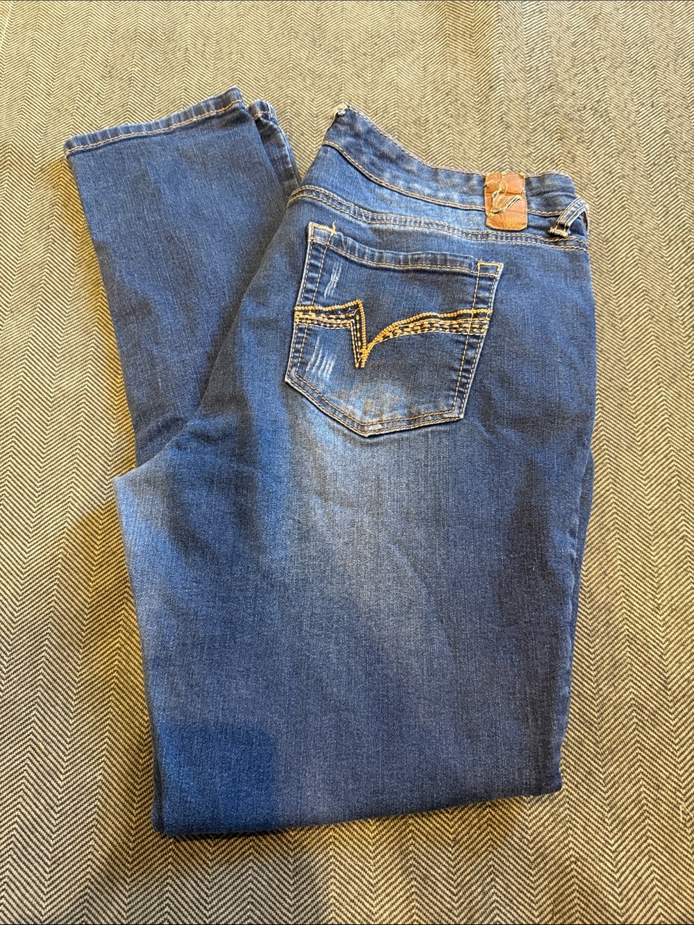 Vanity Women's Skinny Jeans in Dark Blue Wash